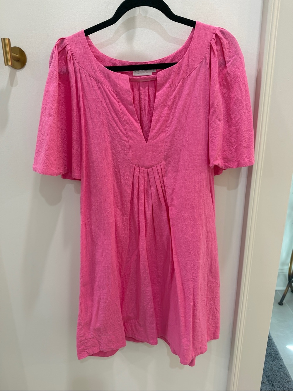 Flowy V-Neck Flutter Sleeve Tunic Dress in Pink